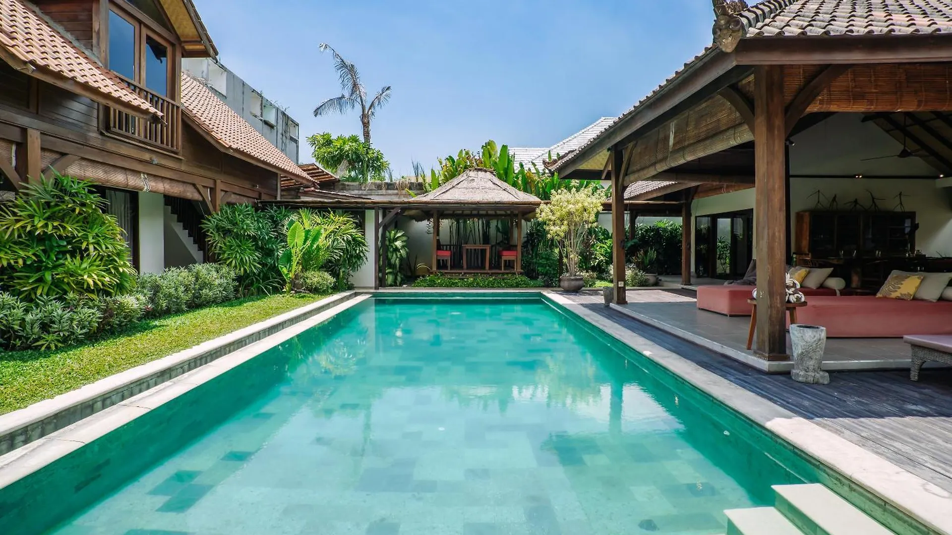 Villa Cira - 5 Bedrooms Private Villa Next To Seminyak