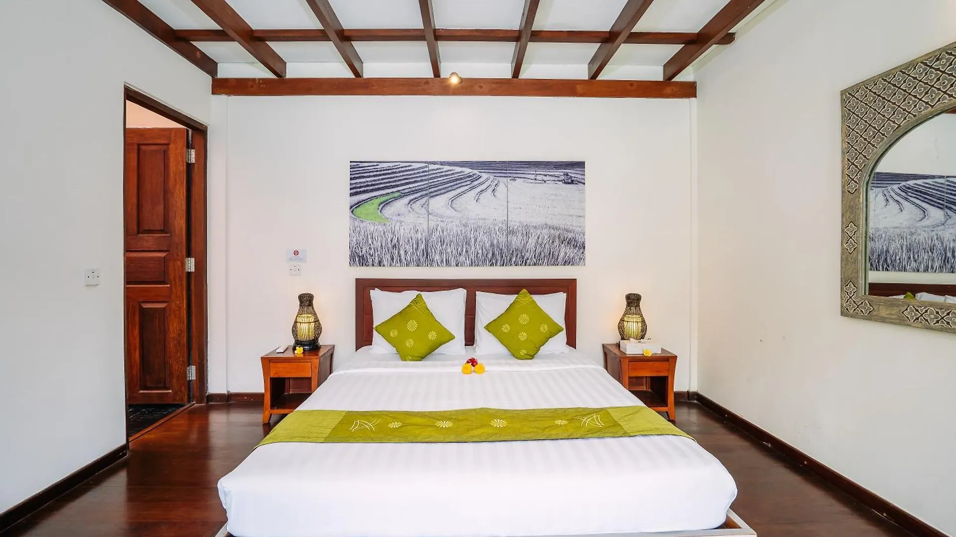 Villa Cira - 5 Bedrooms Private Villa Next To Seminyak 0*, סמיניאק